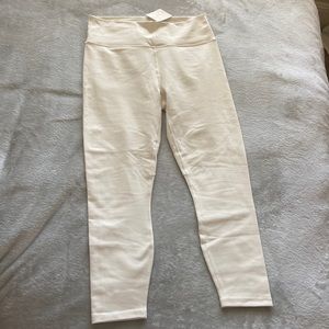 Cream/Off white Fabletics legging 7/8 length
